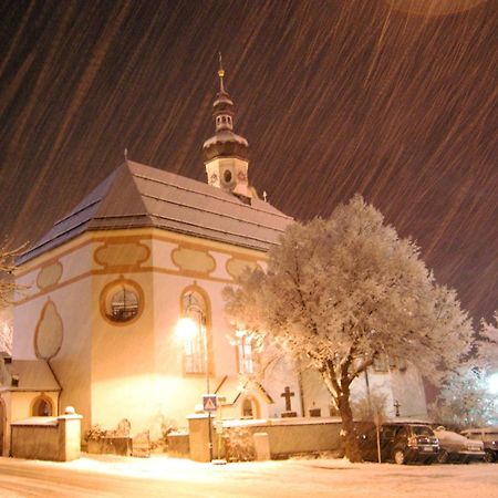 Pension Garni Hochmoos Hotel Lermoos Exterior photo