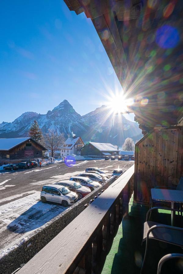 Pension Garni Hochmoos Lermoos Exterior photo