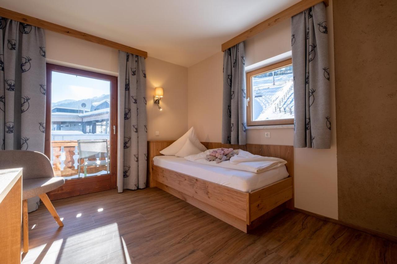 Pension Garni Hochmoos Lermoos Exterior photo